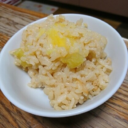 さつまいもをたくさん入れて作りました。旬の味で美味しかったです！